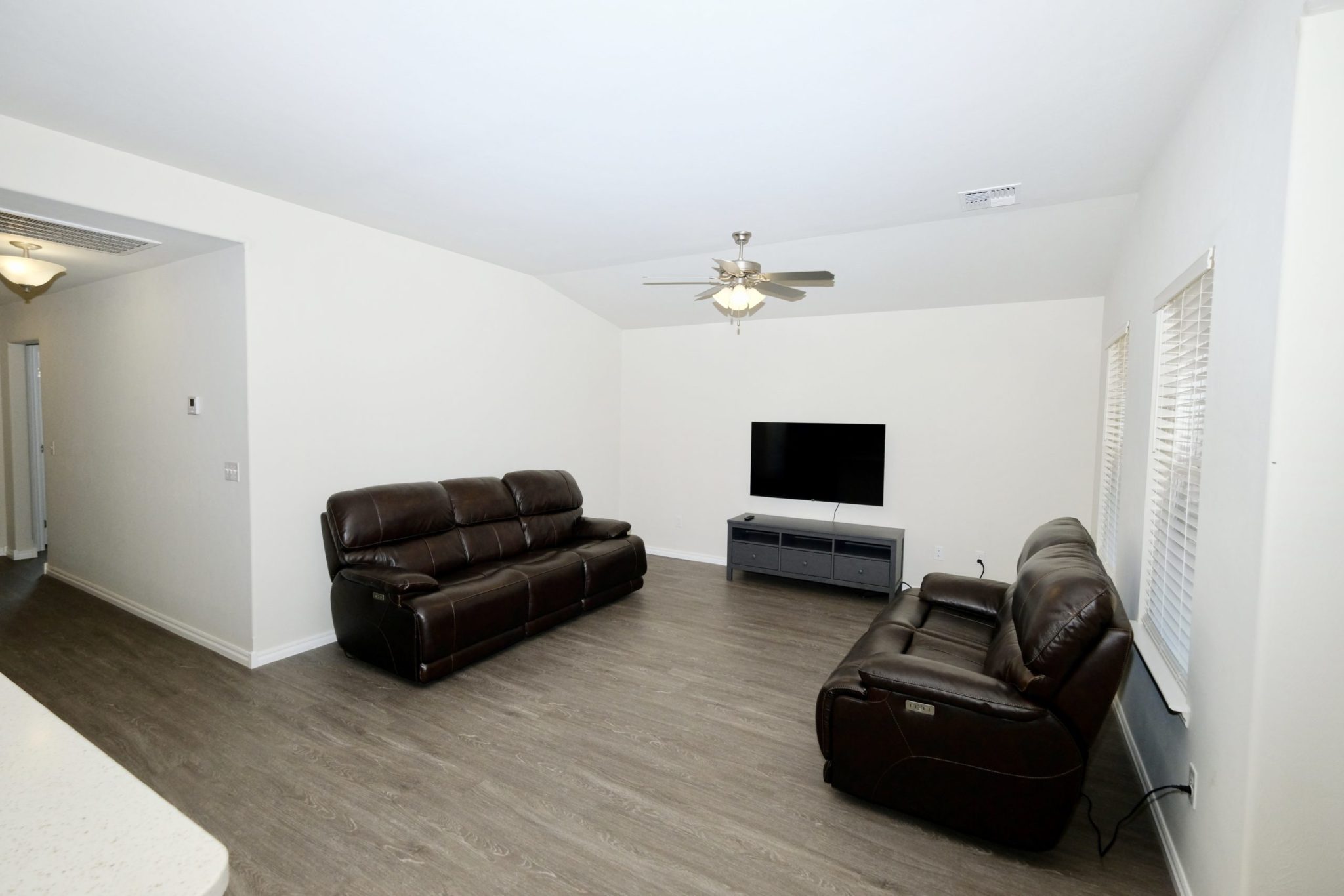 1705 Sommerset, a quality fully furnished Altus AFB crash pad with Aviator Crashpad